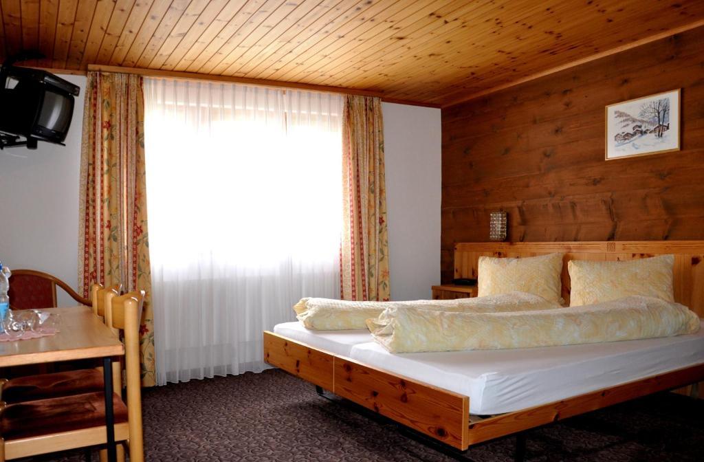 Hotel Tenne Reckingen Zimmer foto
