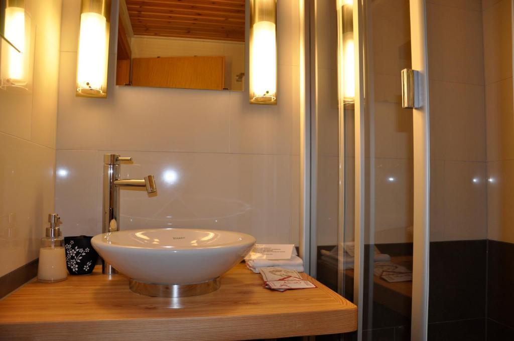 Hotel Tenne Reckingen Zimmer foto